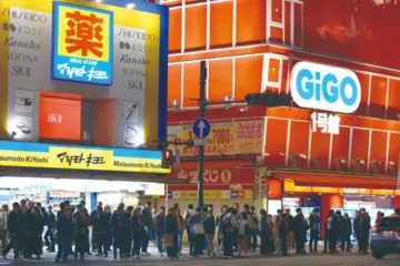 日本連鎖藥妝十強市場競爭白熱化　雙強整併市場vs精準區域布局