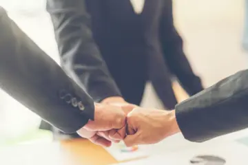 領先改變，全力以赴