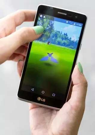 Pokémon Go爆紅對企業經營與產業升級之啟示