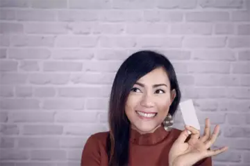 您今天嗶了嗎？APP對於日常生活運用的影響－以全聯、全家與大苑子三家為例