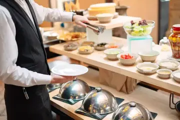 餐飲業在缺工時代下的八仙過海各顯神通