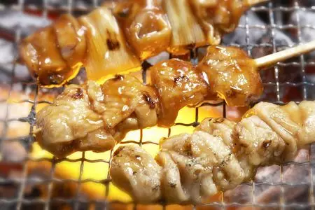 「平價美食」生意好到股票上市