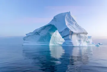 大氣的時空膠囊    萬年冰芯解開遠古氣候之謎
