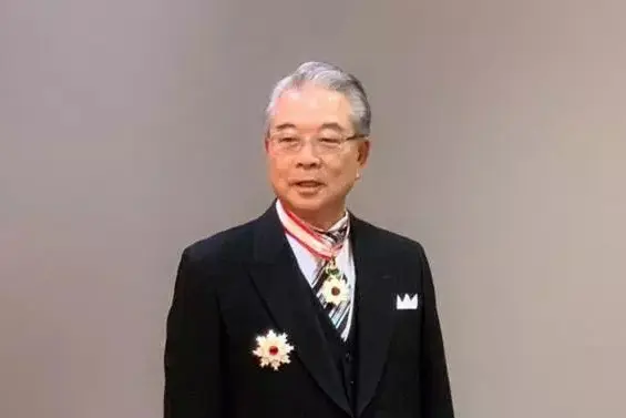 恭賀許勝雄董事長榮獲日本天皇頒發《旭日重光章》勳章