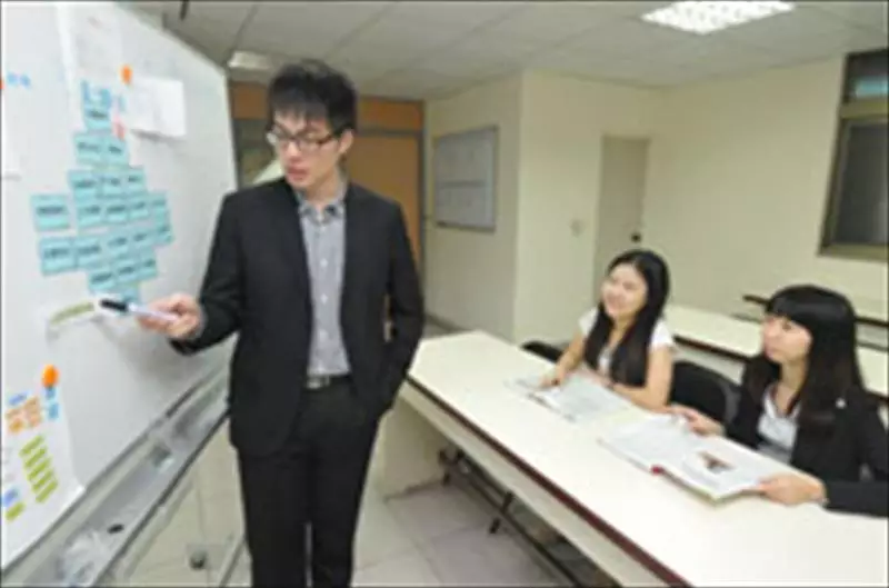 中華人事主管協會資深講師陳功-招募行銷學 4P 打造最佳雇主品牌