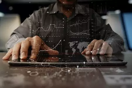 用數據解決問題 掌握服飾最佳銷售時機